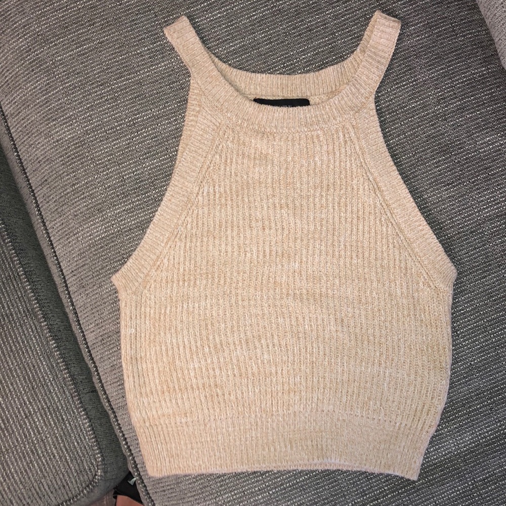 Sweater crop